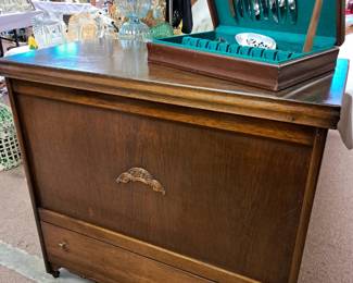 Vintage blanket chest