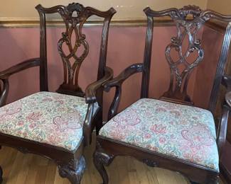 Henredon, Heredon Dinimg room Table, "Rittenhouse Square."  10 chairs (4 arm chairs & 6  side chairs ) 