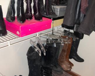 Women's  boots,  Alisea,  Aldo , Fornarina, Impo, Guess,  Madeline,  Report, 