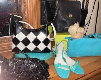 Ann Taylor, turquoise bag and pumps