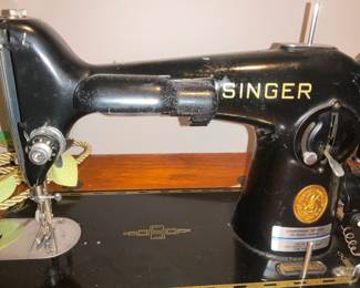 Singer Sewimg Machine