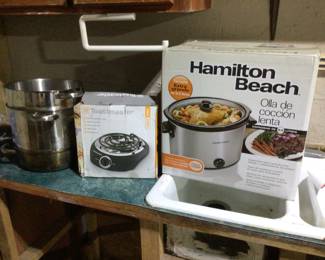 New crockpot and new hot plate