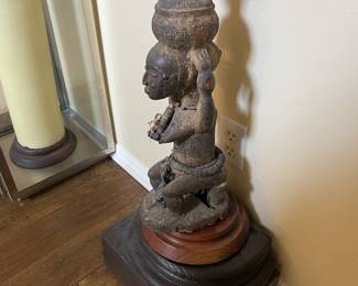 The lantern is sold - Baga Tribe Statuary - Female - African statuary