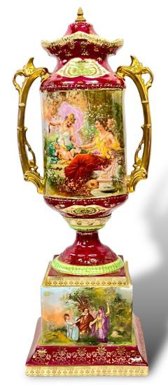 Fantastic Antique Fancy Vienna Austrian Hand Painted Porcelain Lidded Gilt Urn Vase
