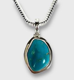 Fine Sterling Silver Turquoise Necklace.
