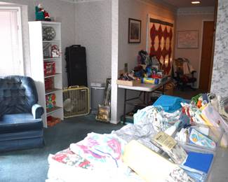 Primary Bedroom Holiday Room Overview