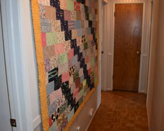 HALLWAY Quilts