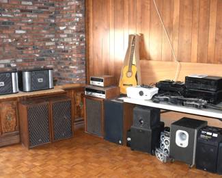 Dining/Electronics Room Overview (Access to backyard)