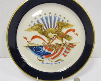 PICKARD PORCELAIN PLATE "THE SPIRIT OF SEVENTY-SIX".  ONE SCRATCH IN BLUE BORDER, NOT VISIBLE IN PHOTOS