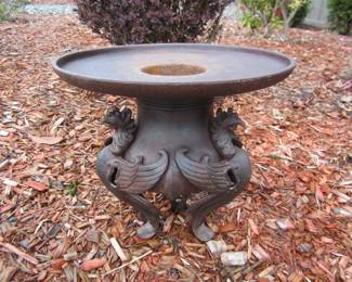 JAPANESE CAST IRON USUBATA IKEBANA VASE