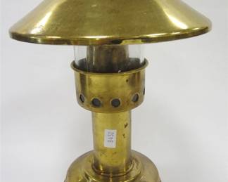 MASON CANDLELIGHT CO. MIDDLESEX N.J. BRASS CANDLE LAMP