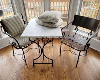 Gorgeous indoor/outdoor marbletop table and chairs