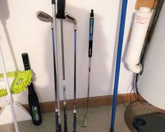 Golf clubs. Xx10 women's P, S irons, white Hit V-Line Odyssey, TaylorMade Rocketballz RBZ 7, Cleveland CG16