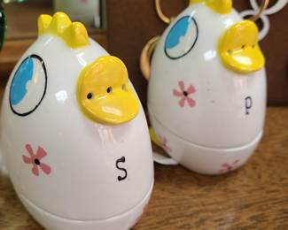 Holt Howard Egg Cup & Shakers