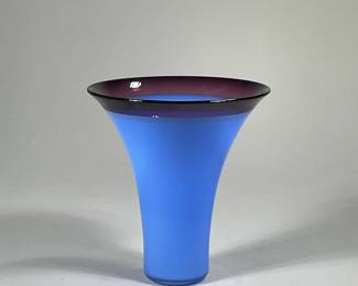 BALDWIN GUGGSINBURG NONFOUX VASE | Colored glass vase from Guggsinburg’s Nonfoux line in 1987 Signed on base