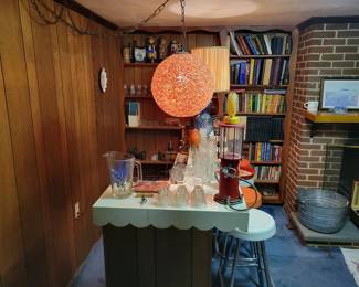 60s style hanging lamp.
