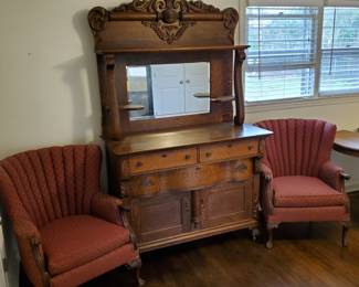 Antique buffer server sideboard w/ quarter sawn oak & claw feet