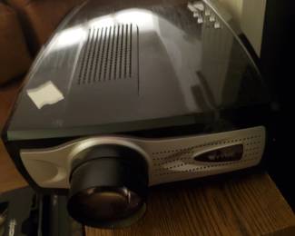 VVME Digital Projector 
