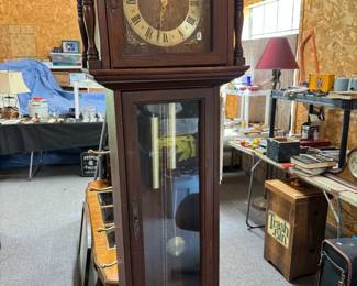 very nice grandfather clock.  works great