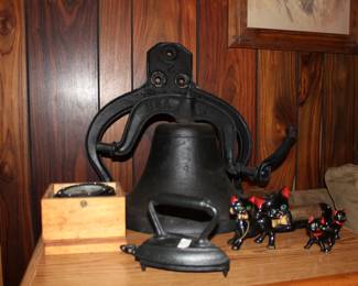 Antique 'Crystal Metal' Bell