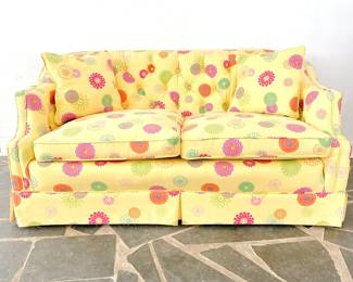1960S STYLE YELLOW TUFTED FLORAL PRINT LOVESEAT COUCH - PINK FLORAL - MATCHING PILLOWS