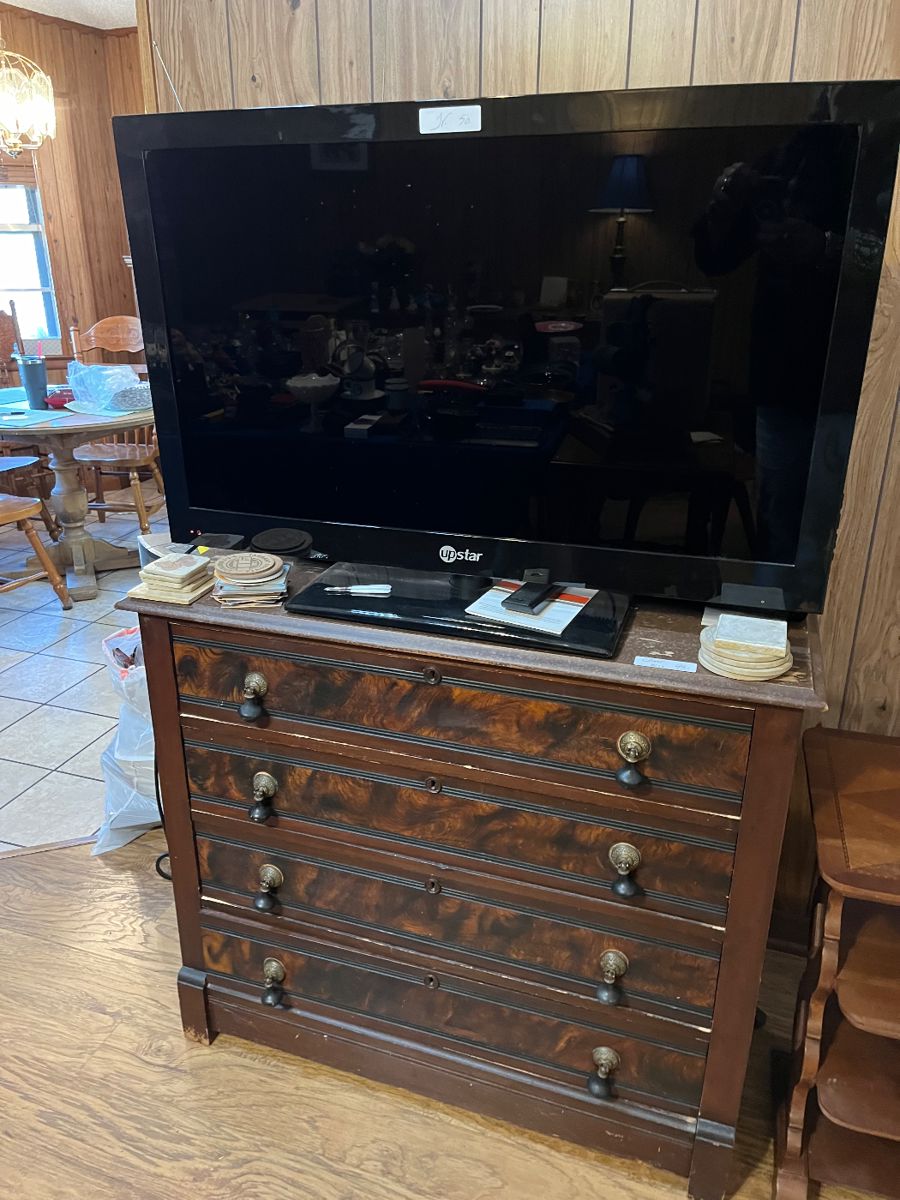Sterling Estate Sale in Bedford, TX starts on 3/28/2024