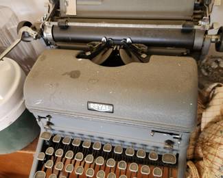 Vintage Royal Typewriter