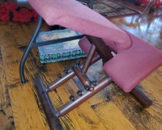 Ergonomic Kneeling Chair