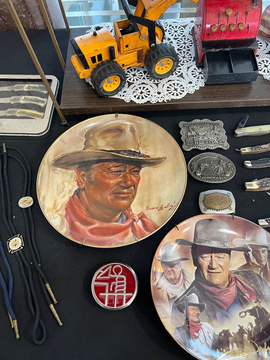 Estate on Crooked Creek in Cookeville, TN starts on 4/11/2024