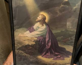 Kneeling Jesus picture