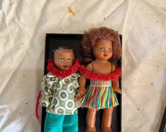 Set of small Hawaiian dolls