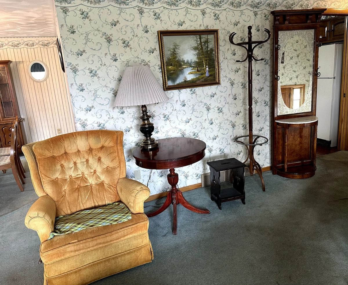 Estate Sale in Perry Township just South... starts on 4/4/2024