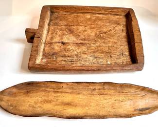 2 Large Vintage Carved Wood Trays: Leaf From Hawaii & Rectangle With Handle
Lot #: 139