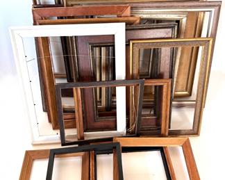20 Wood Frames, Sizes & Condition Vary
Lot #: 205