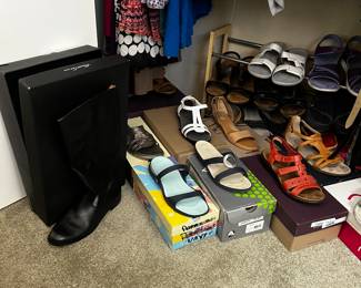 womens shoes size 10-11