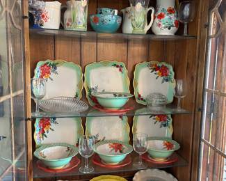 Pioneer woman pieces 