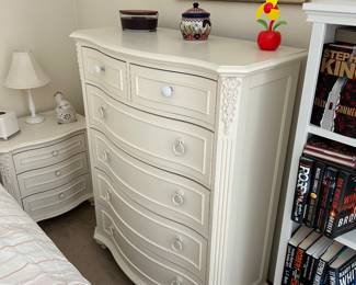 Dresser 
41x19x50”