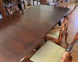 Double Pedestal Mahogany Dining Table with Leaves and protector Pads