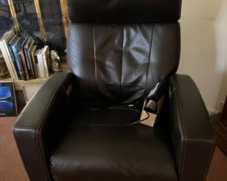 Positive Posture electric leather recliner/life chair