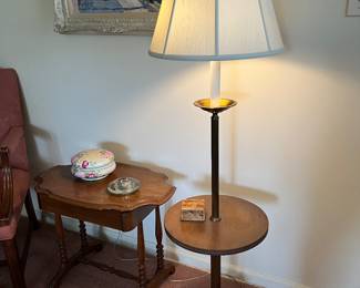 Another table/lamp and occasional table
