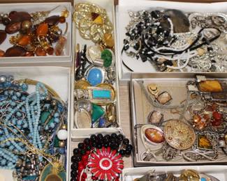 Large quantity of vintage costume jewelry