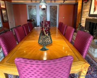 Vintage HENREDON Dining Room Table