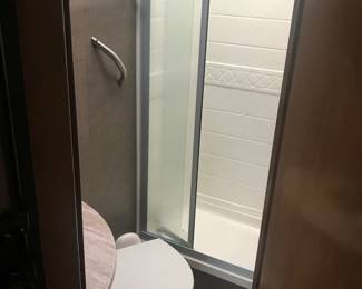 2019 24SS Siesta THOR Motor Coach (RV) - 33,000 Miles - Mercedes Benz Chassis (DIESEL)