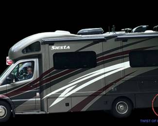 2019 24SS Siesta THOR Motor Coach (RV) - 33,000 Miles - Mercedes Benz Chassis (DIESEL)