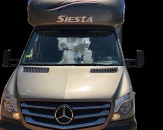 2019 24SS Siesta THOR Motor Coach (RV) - 33,000 Miles - Mercedes Benz Chassis (DIESEL)