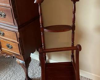 Vintage Gentleman's Suit Valet