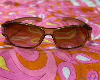 Lady's GUCCI Brown Gradient Quilted Pattern Sunglasses