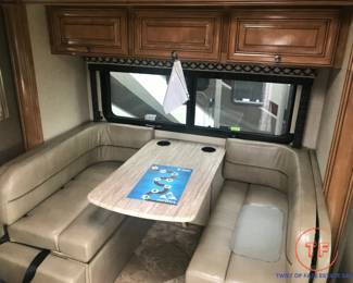 2019 24SS Siesta THOR Motor Coach (RV) - 33,000 Miles - Mercedes Benz Chassis (DIESEL)