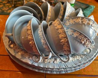 WEDGEWOOD Embossed Queensware LARGE China Set
