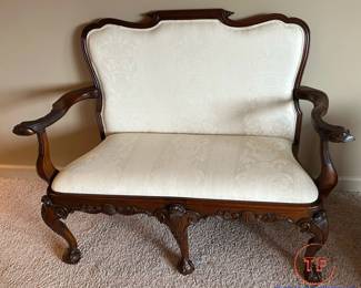 Antique Georgian Settee with Figural Bird Head Carved Arm Rests